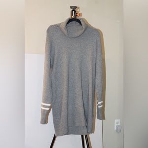 EUC Hollister Grey Sweater Dress Size S